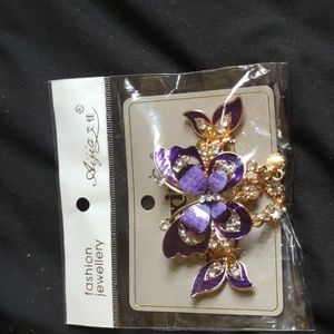 Butterfly hair ornament